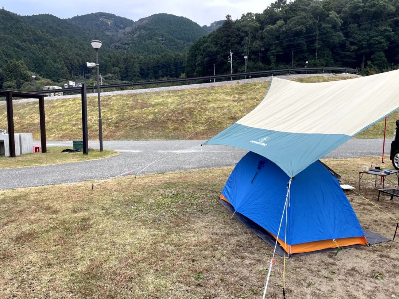 モンベル五ヶ山ベースキャンプで雨キャンプ - NISHISAITAMA PROJECT