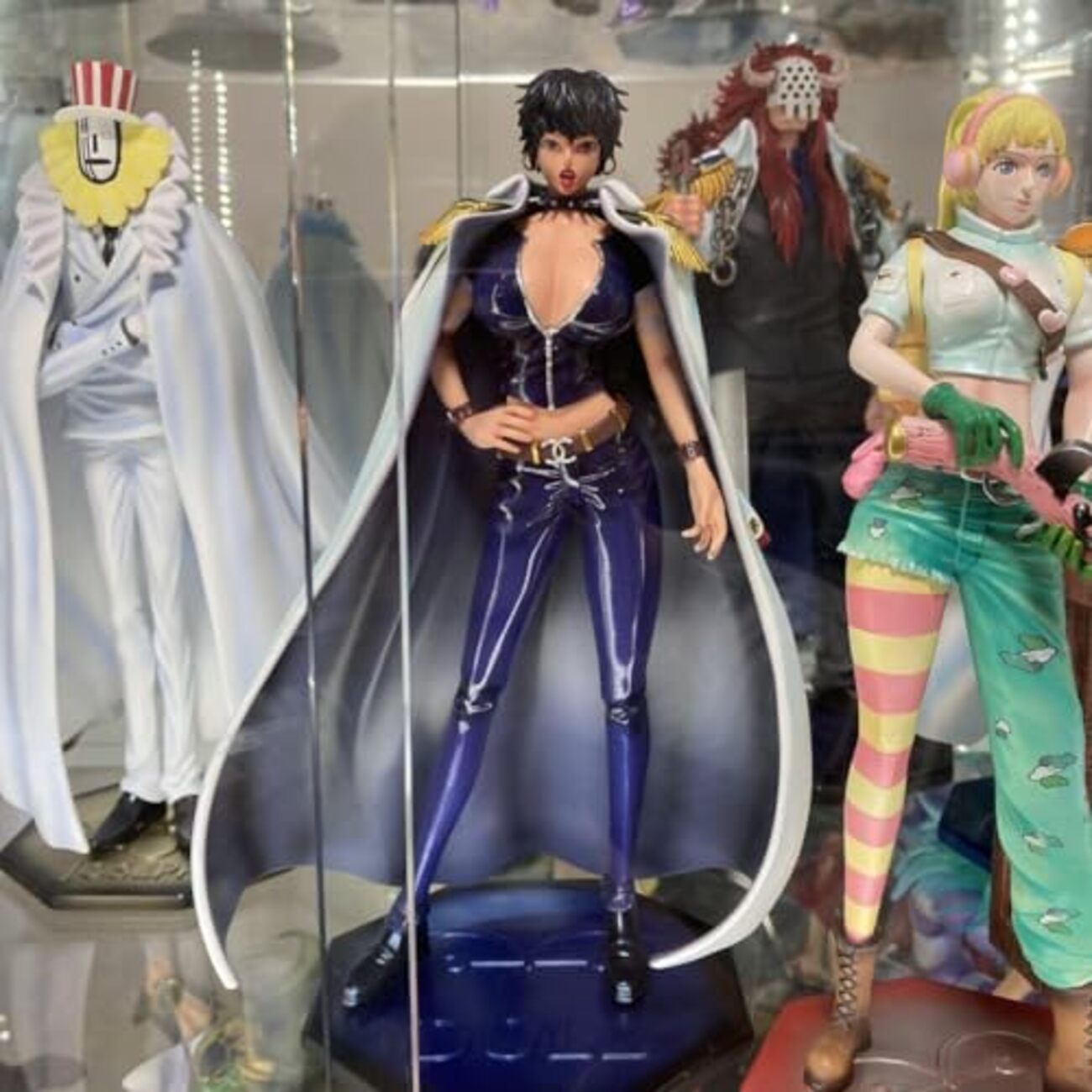 ワンピース、エッグヘッド編の中将の能力まとめ！ドール中将の悪魔の実 