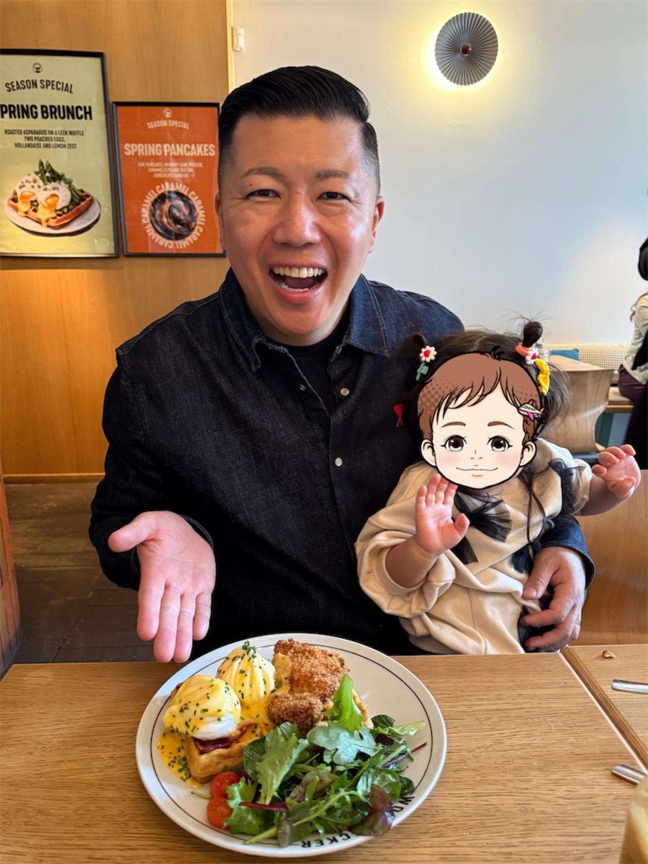 Woodpecker Schumanのおかず系ワッフル朝食｜EU地区の人気ブランチ店の