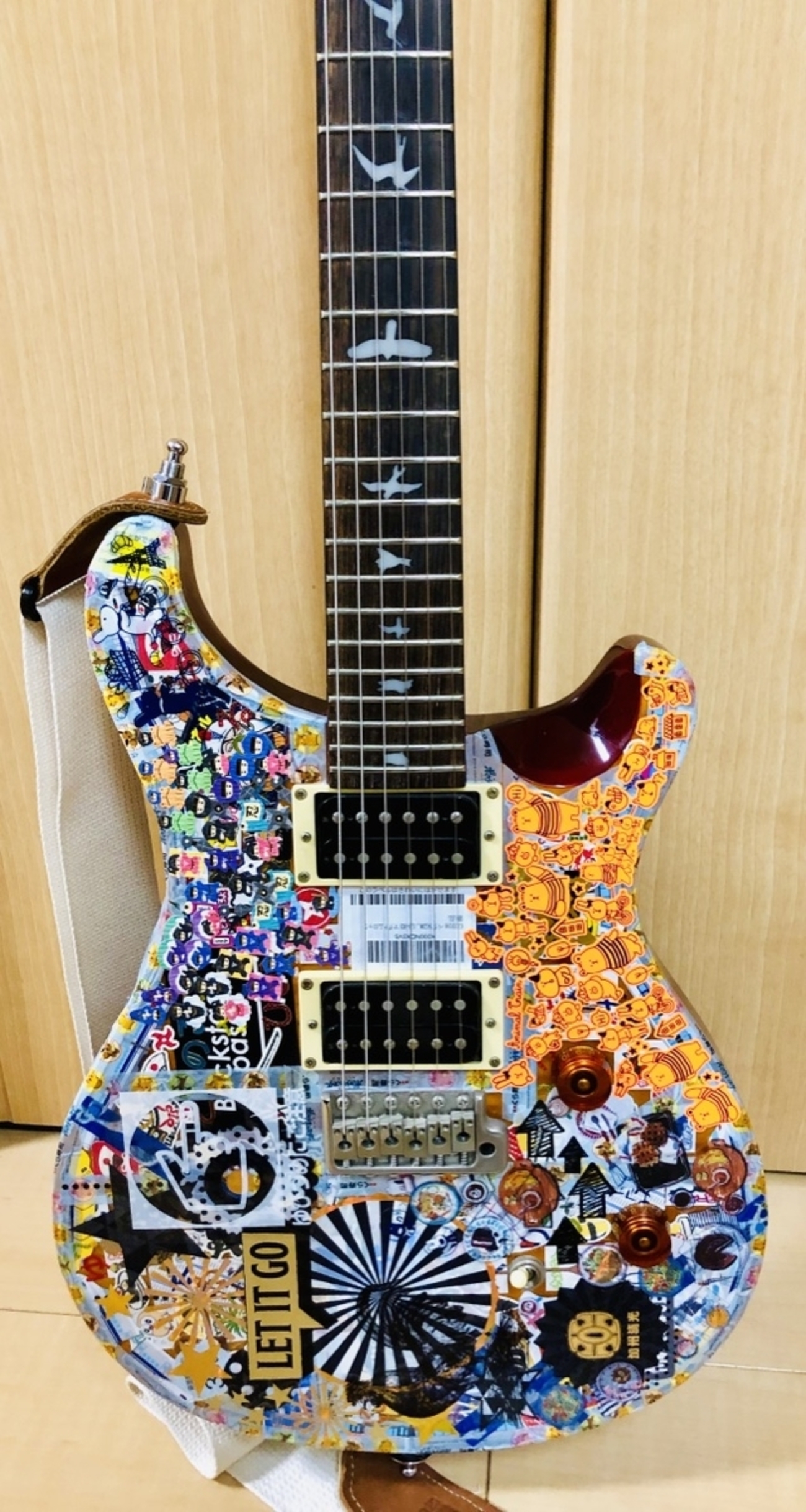 お話中、エレキギターPRSSEカスタム24マーシャルアンMG15