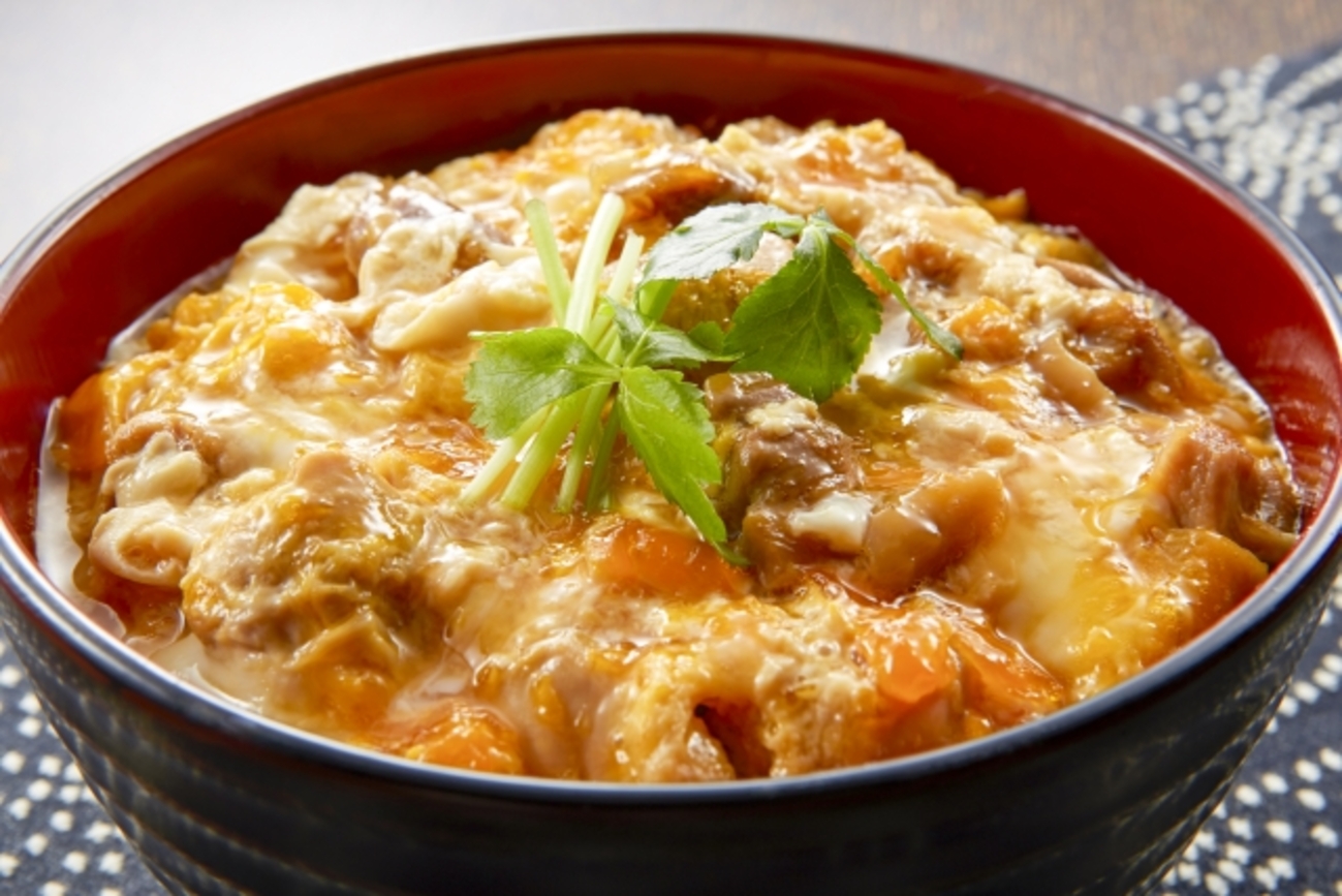 タクうま】親子丼300円「ヤマカ1」どんぶり食堂！東京・蒲田