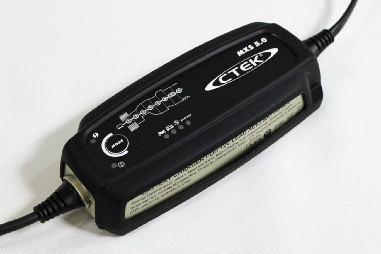 CTEK MXS5.0バッテリーチャージャーを試す - eUREKA!4147の