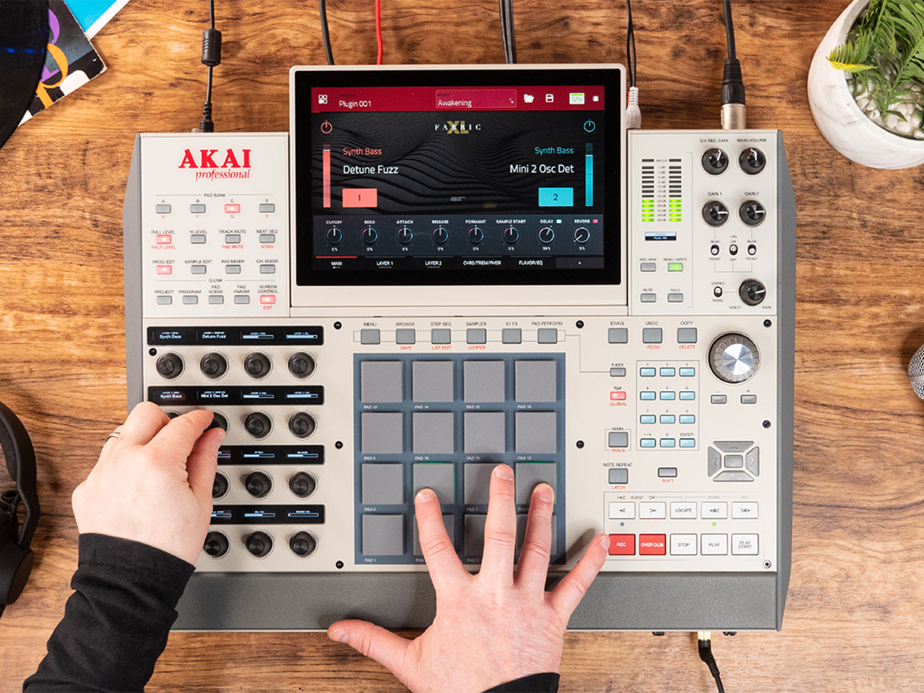 AKAI PROFESSIONAL MPC X Special Edition 〜MPC誕生35周年記念モデル 