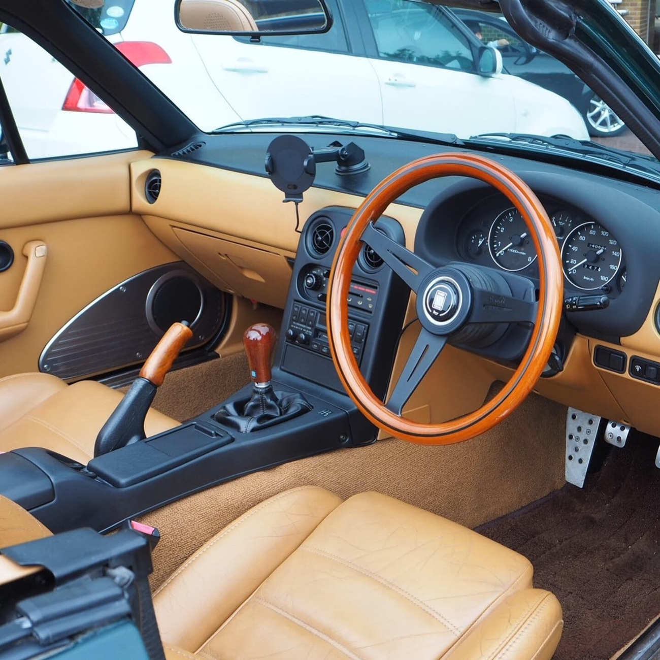 シフトノブ交換【NAロードスター整備記録】 - CARLIFE blog ~人生を 