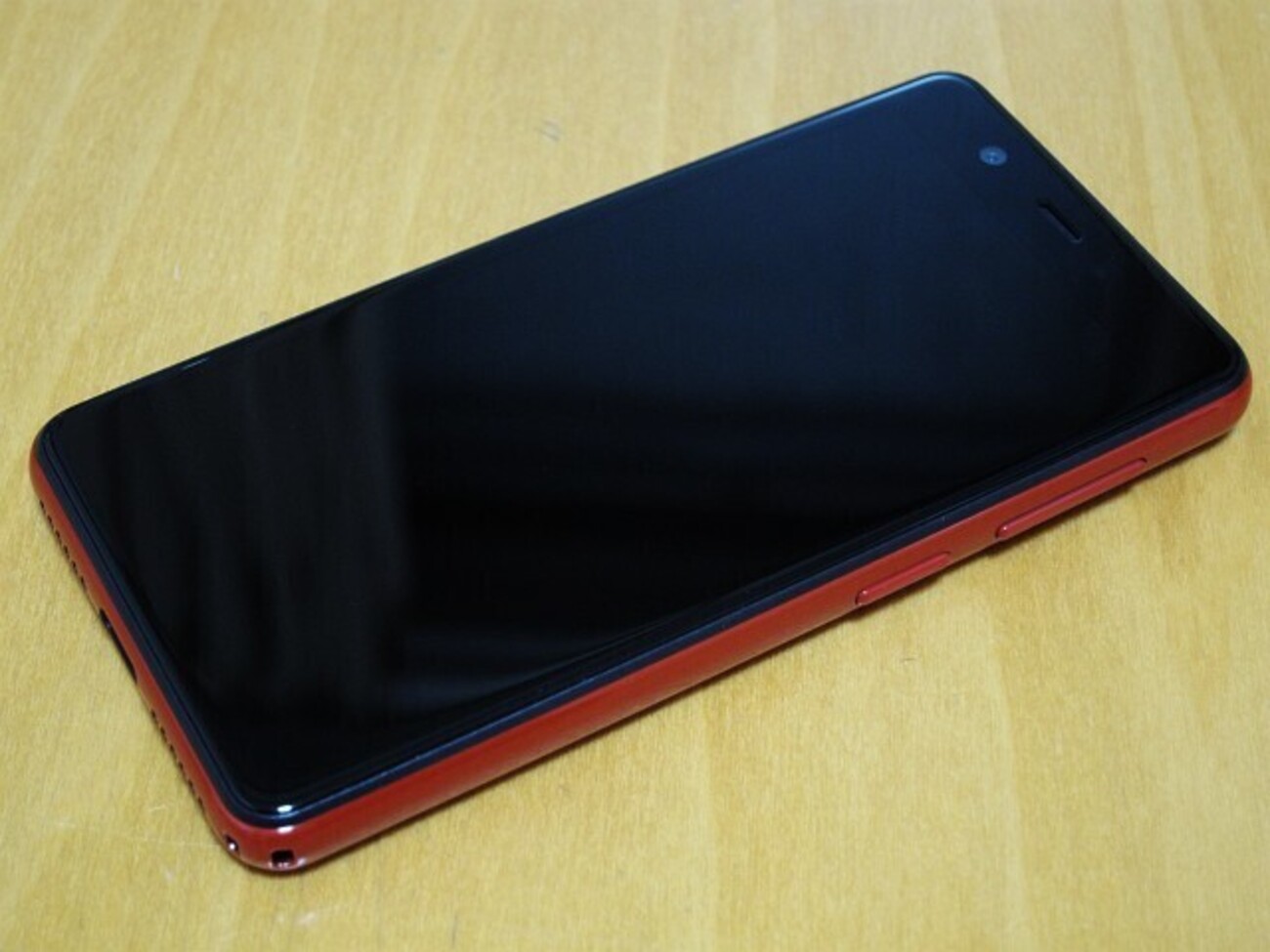 中古Rakuten Mini赤を買う - 昔モバイルをバックパックにつめこんでた 
