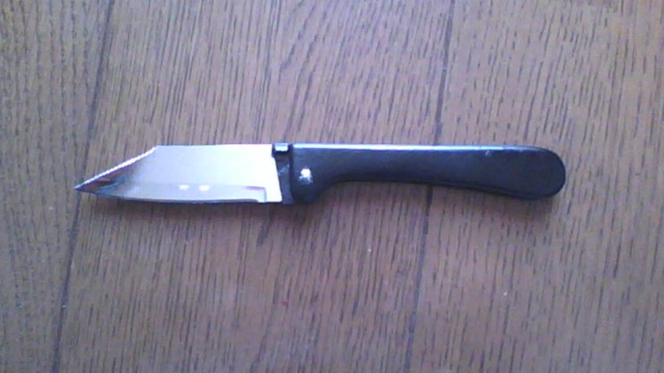 100均の果物ナイフをサバイバルナイフに改造した - 馬鹿と狂気は美徳なり