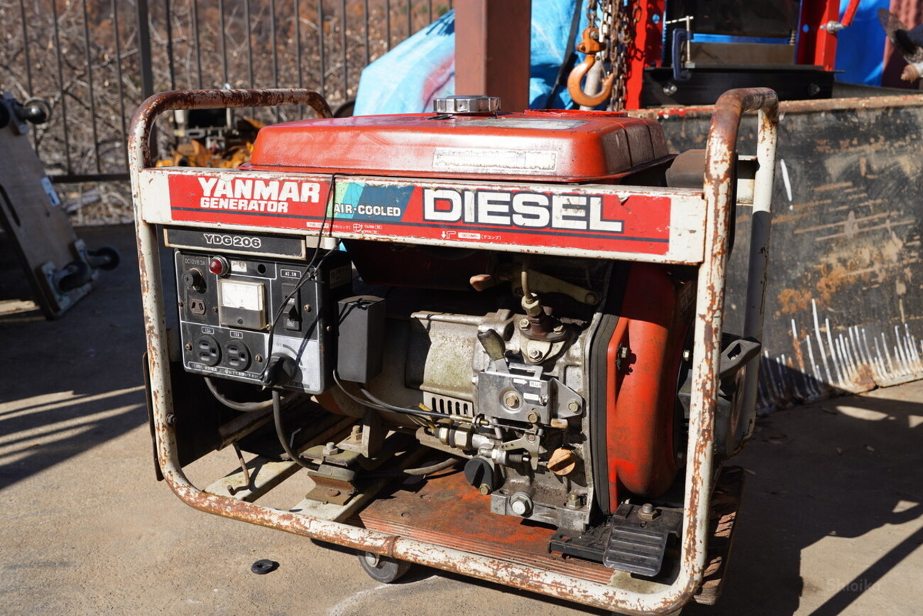 水入りエンジン発電機を修理する！ ヤンマーYDG206 - Shioika Blog