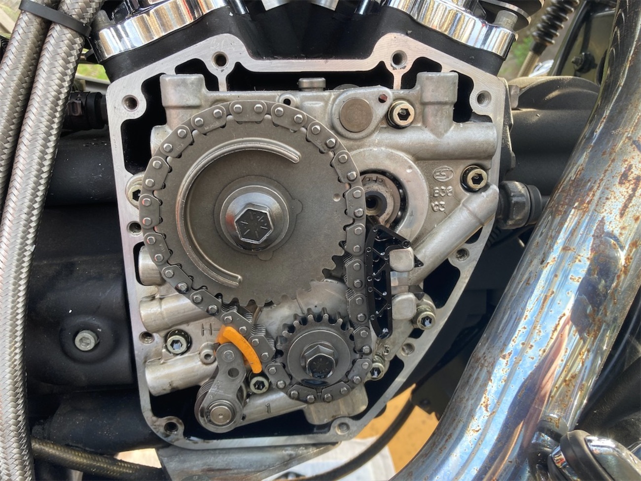 TC88 ダイナ ワイドグライドのカムチェーンテンショナー 摩耗チェック 