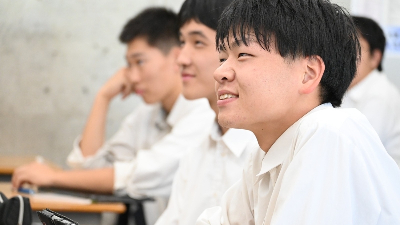 【高大連携・情報科】情報Ⅱの、その先へ—卒業生が語る大学での学びと研究