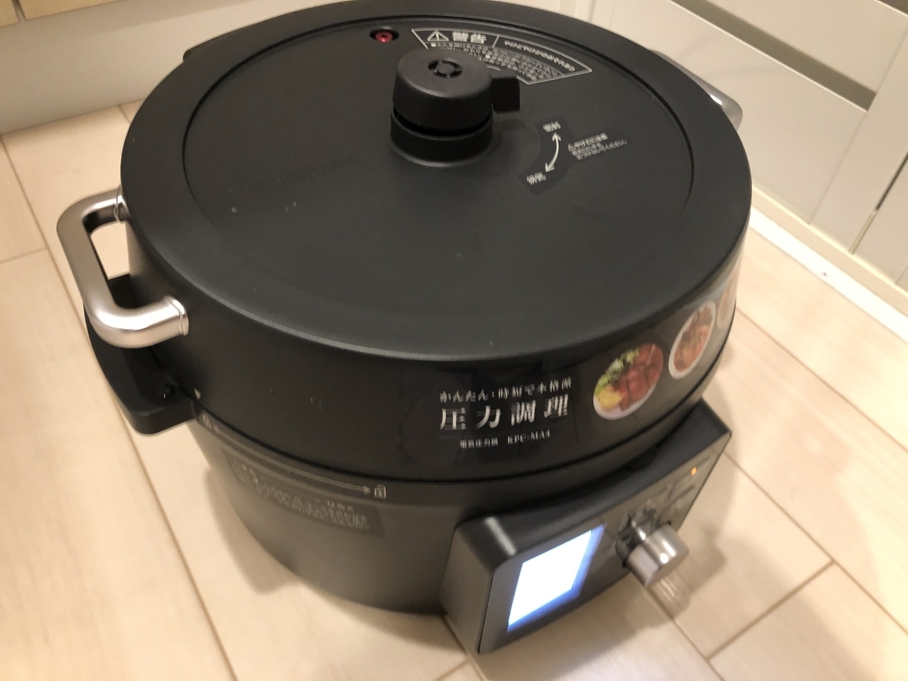 【やや傷や汚れあり】アイリスオーヤマ 電気圧力鍋 KPC-MA4-B Amazon | アイリスオーヤマ 電気圧力鍋 1台7役 80種類のレシピ本