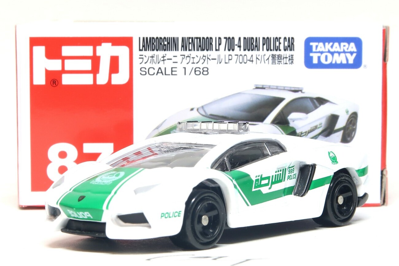 トミカ No.87 ランボルギーニ アヴェンタドール LP 700-4 ドバイ警察 