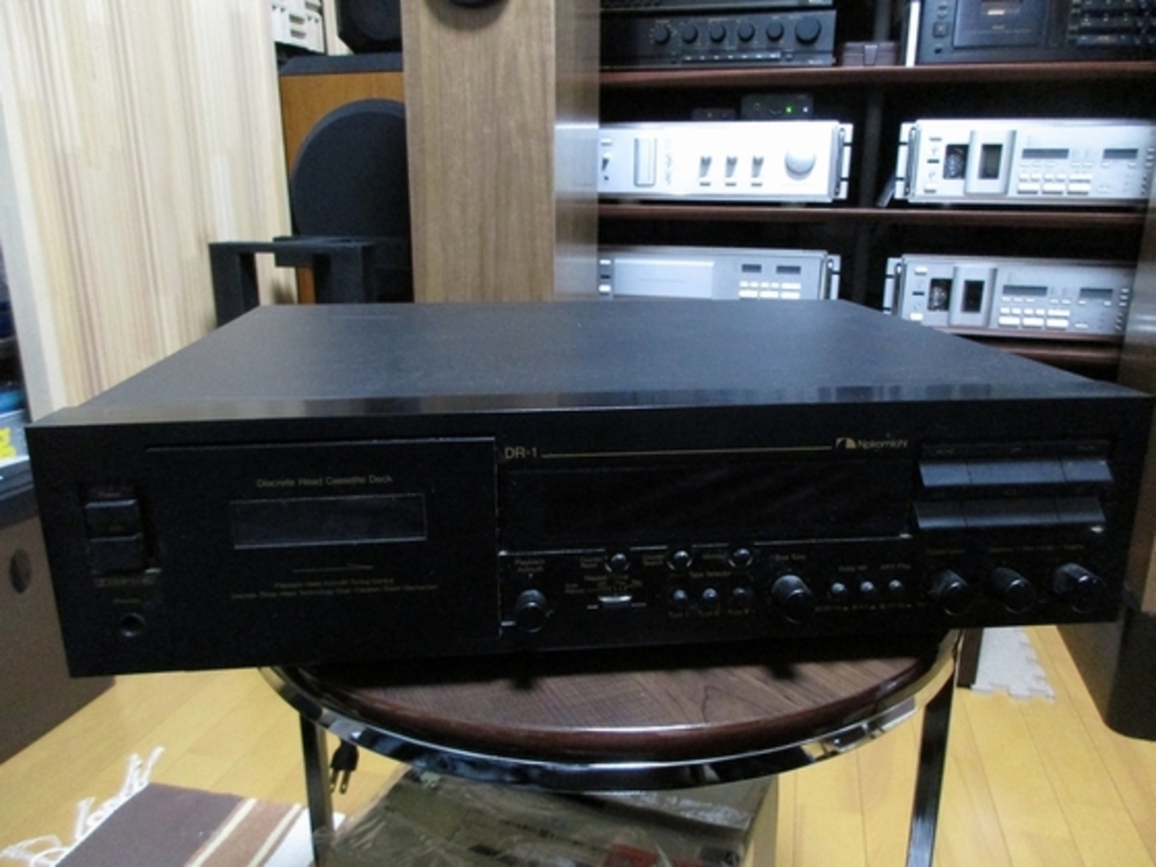 カセットデッキ Nakamichi DR-1整備済み美品！（Nakamichi DR-10 