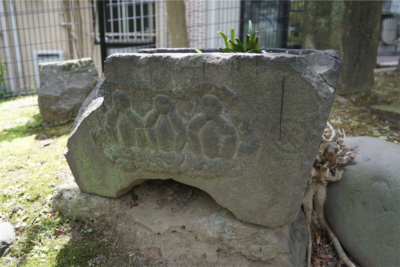 東京23区の庚申塔 #392（墨田区横網1丁目・旧安田庭園） - 石仏