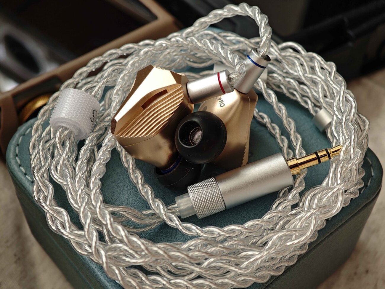 ファーストインプレ：『HIDIZS MP145 PRO』 超大型平面駆動IEM