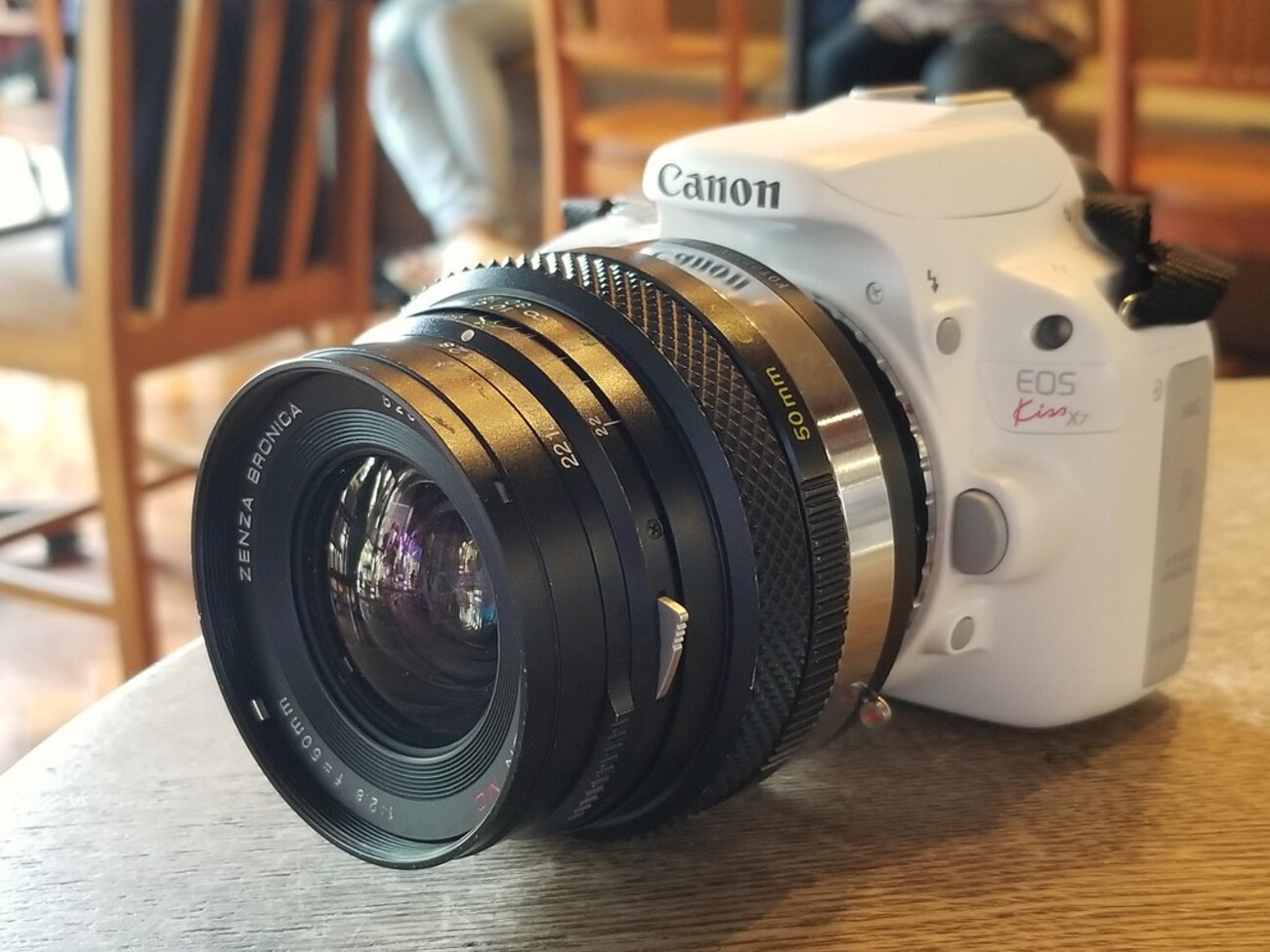 EOS Kiss X7でオールドレンズ50mm撮り比べ】しっかりした描写の中判 