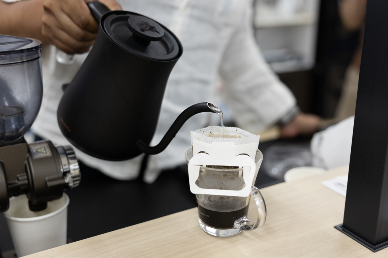 ご家庭で実践できる、ドリップバッグコーヒー「カケハシブレンド」の美味しい淹れ方 | KAKEHASHI Tech Blog
