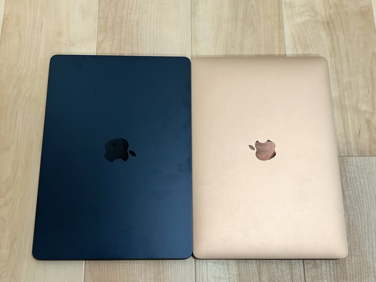 劇的進化!M2 MacBook Airを購入。M1 MacBook AirやSurface Laptop4と 