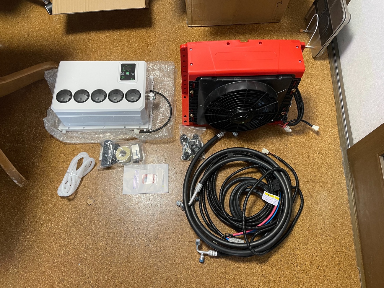 NV200に12V車載クーラーを装着(2) - でんでんのブログ