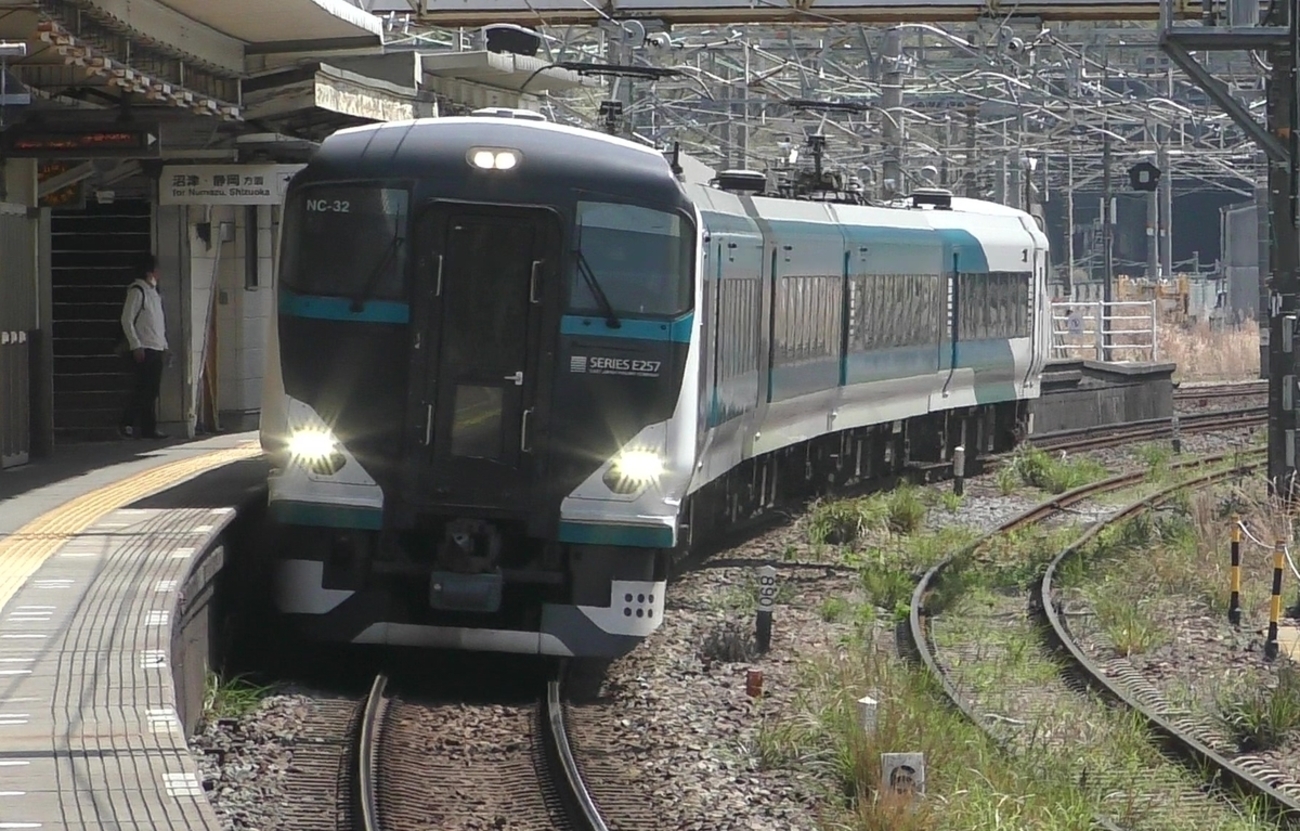 伊豆の踊子号 踊り子 (列車) - Wikipedia