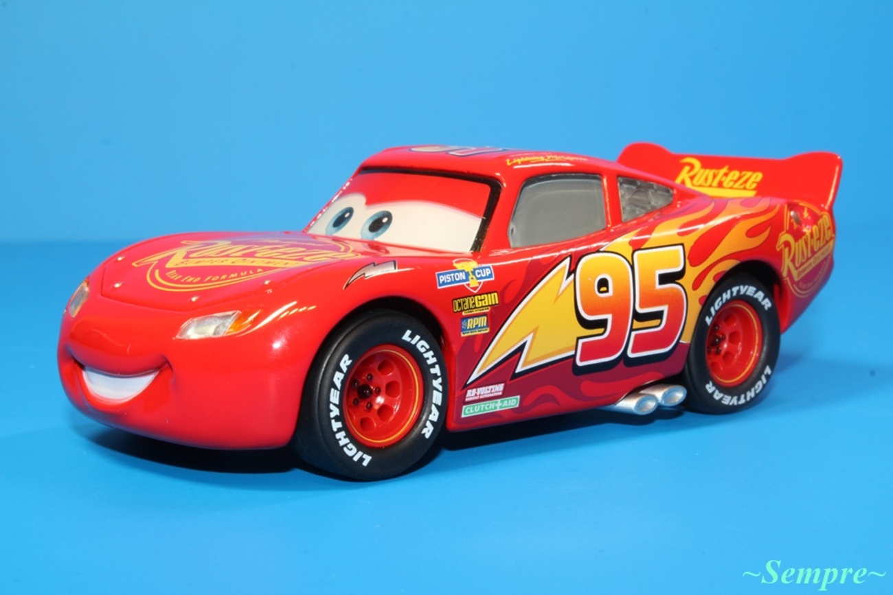 トミカリミテッドヴィンテージネオ43 カーズ3 ライトニング 