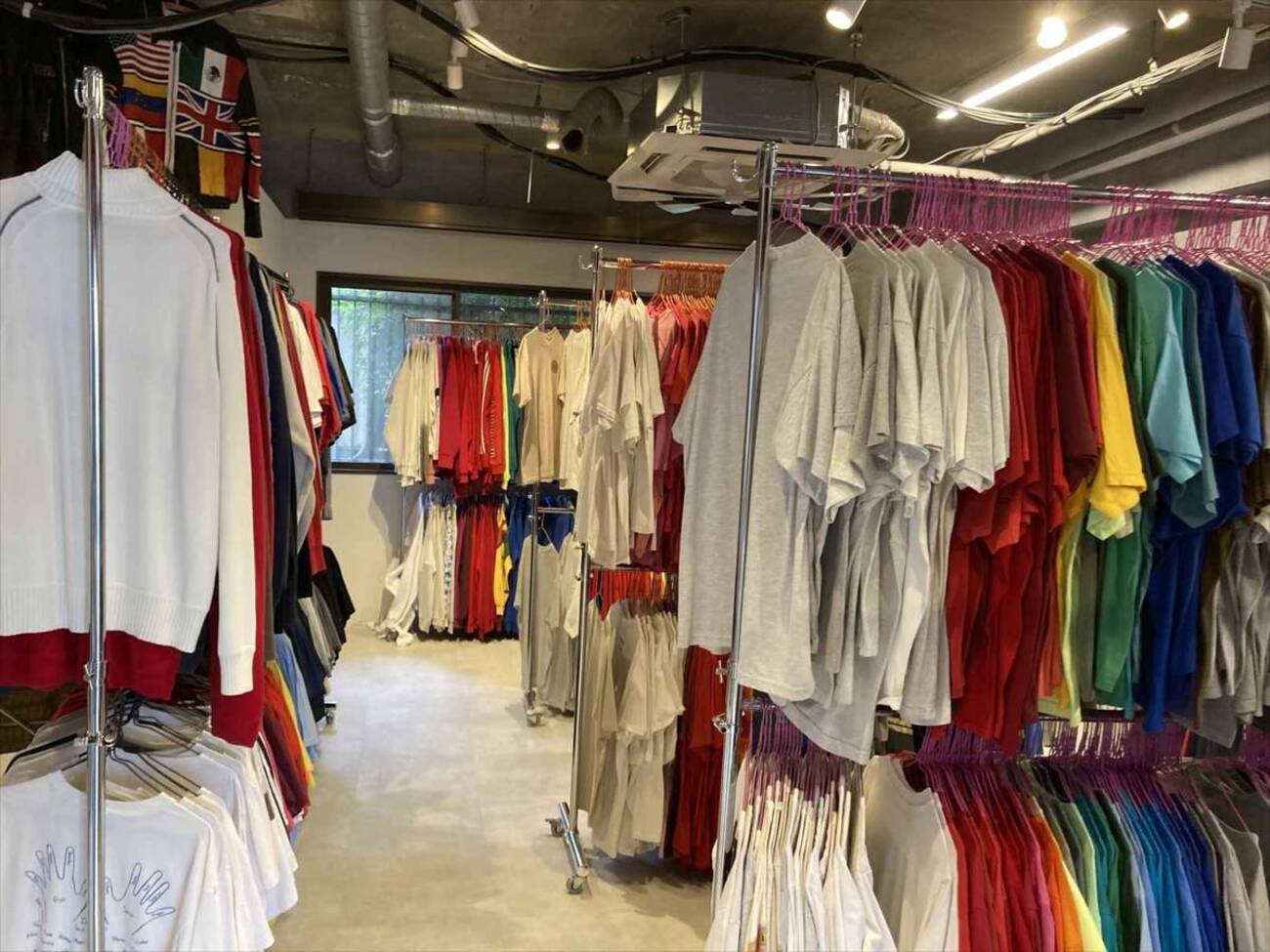 古着卸売Seekers千葉に行ってみた【値段、評判、古着卸、ビンテージ 