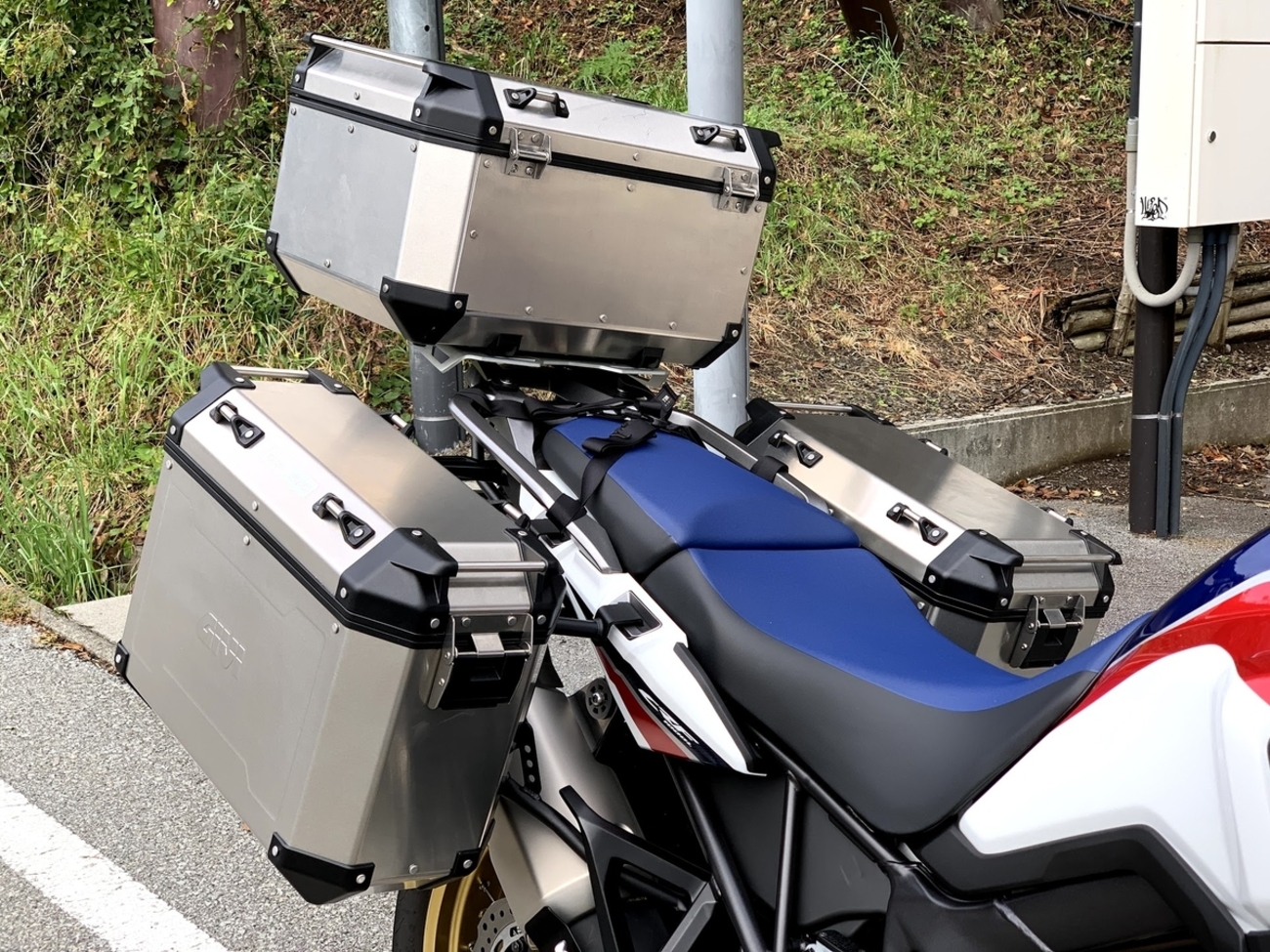GIVI Trekker Outback サイドケース購入 - アフリカGSおじさんのブログ