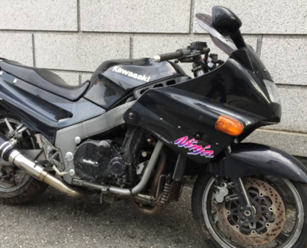 ZZR1100 KAWASAKI 買ってから長期放置プレイだった ZZR1100（C 