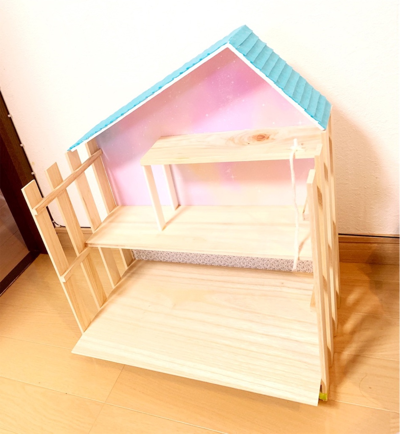 100均材料で、簡単にシルバニアファミリーのお家を作ります - 【ほぼ 