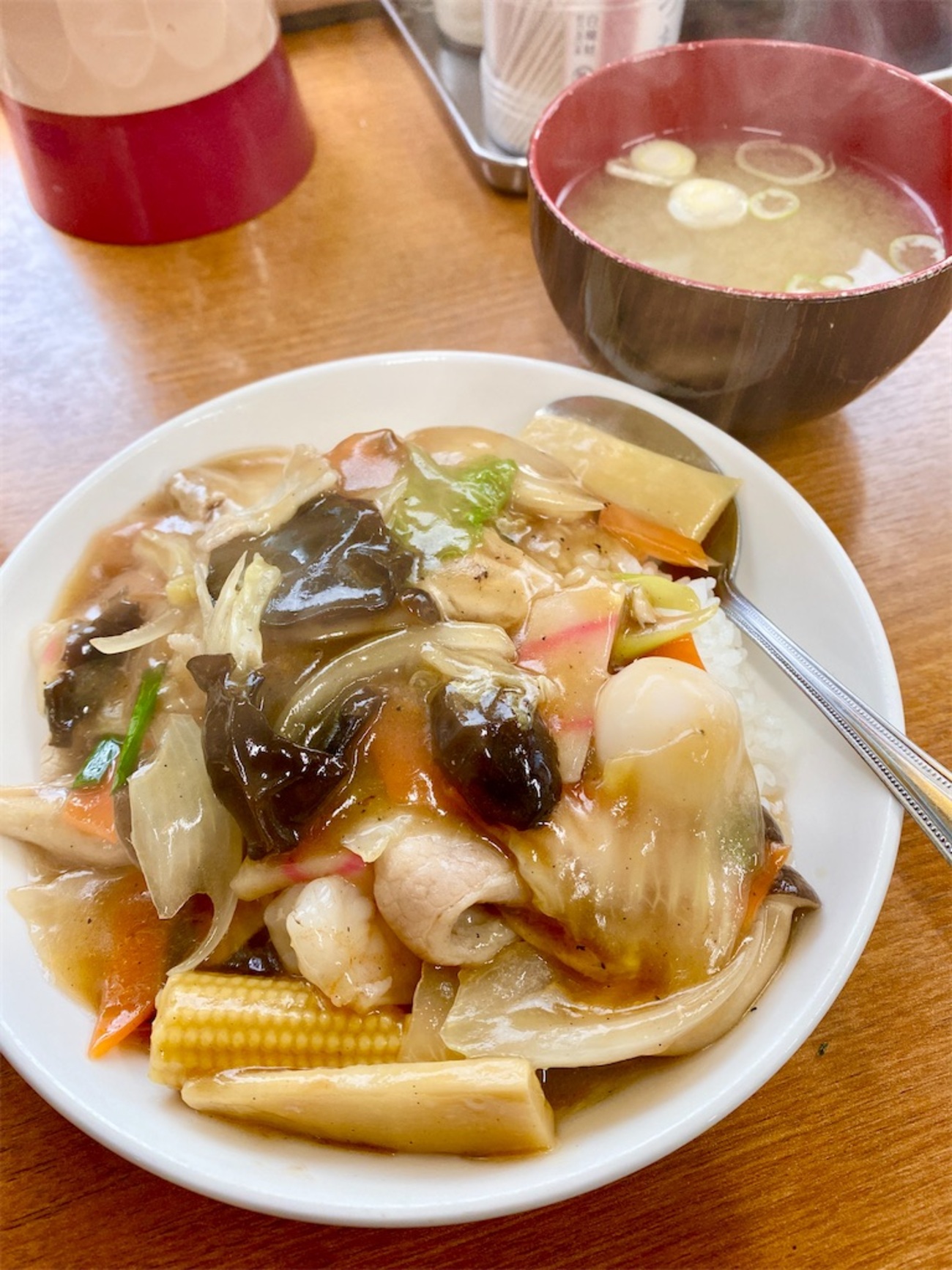 南区真金町の「お食事処 一番 真金町店」でミニ中華丼 - みうけんの 