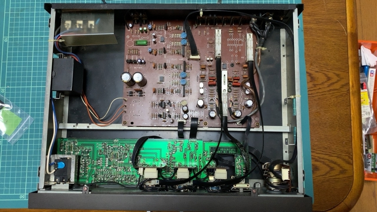 Technics SU-7100 アンプ 部品取りとしてお願いします Technics SU-7100 アンプ 部品取りとしてお願いします Technics