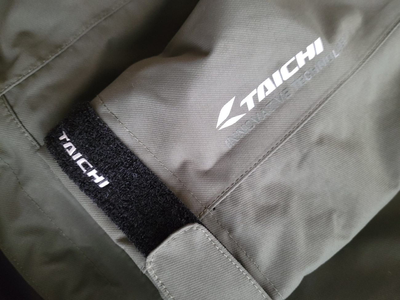 バイク用品】 RSタイチ モトレックウインターパーカ と ソフトシェル