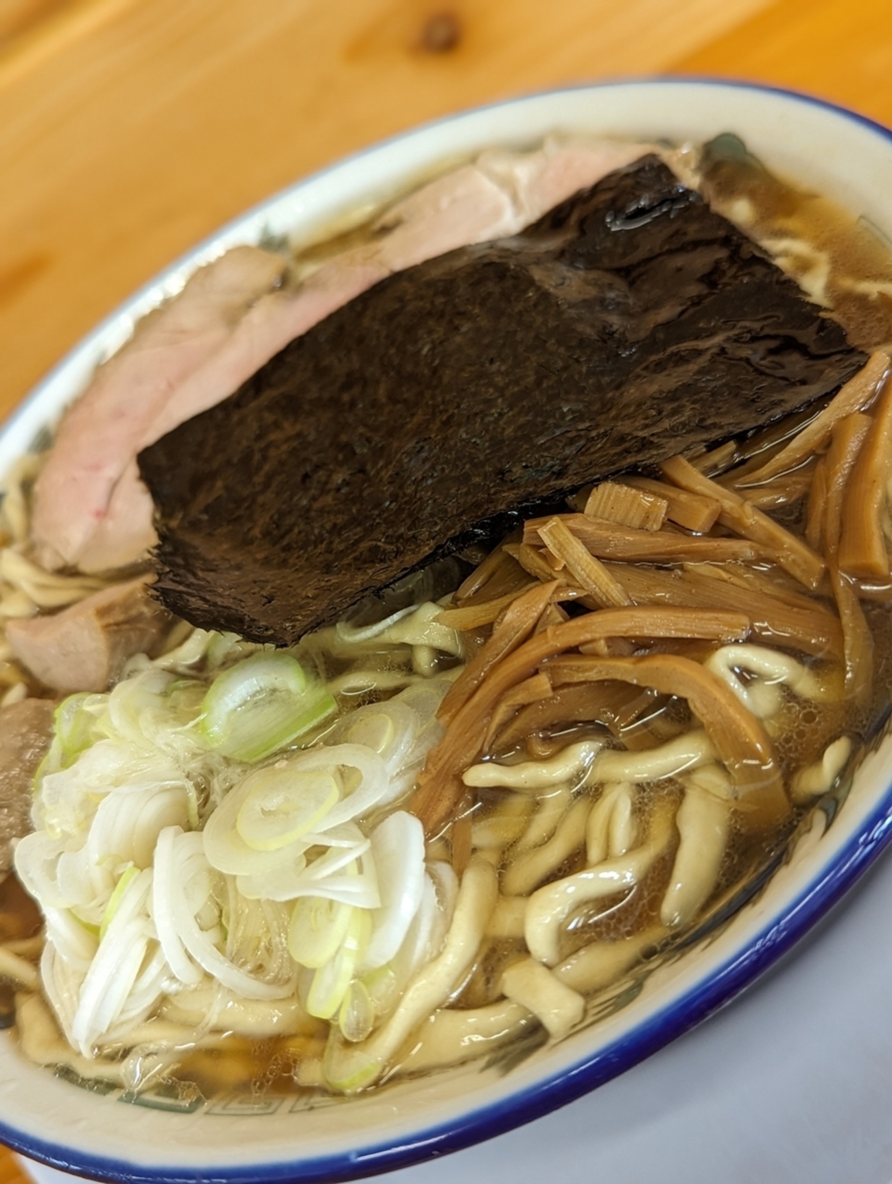 自家製手もみ麺 ケンちゃんラーメン秋田店 中華そば小盛 油普通
