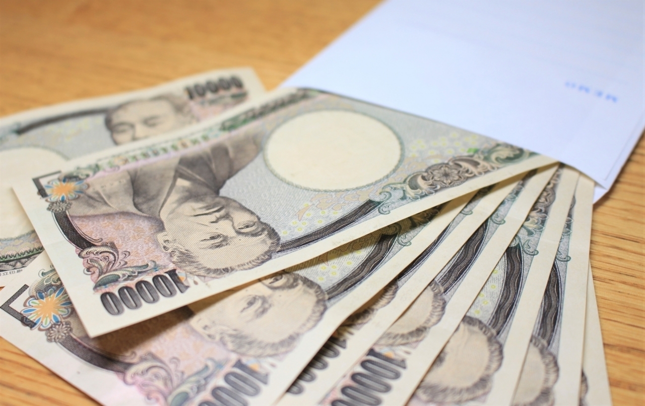 年収400万円だとどんな暮らしぶり？適正な家賃や生活などを紹介 - スタンバイplus(プラス)｜仕事探しに新たな視点と選択肢をプラスする