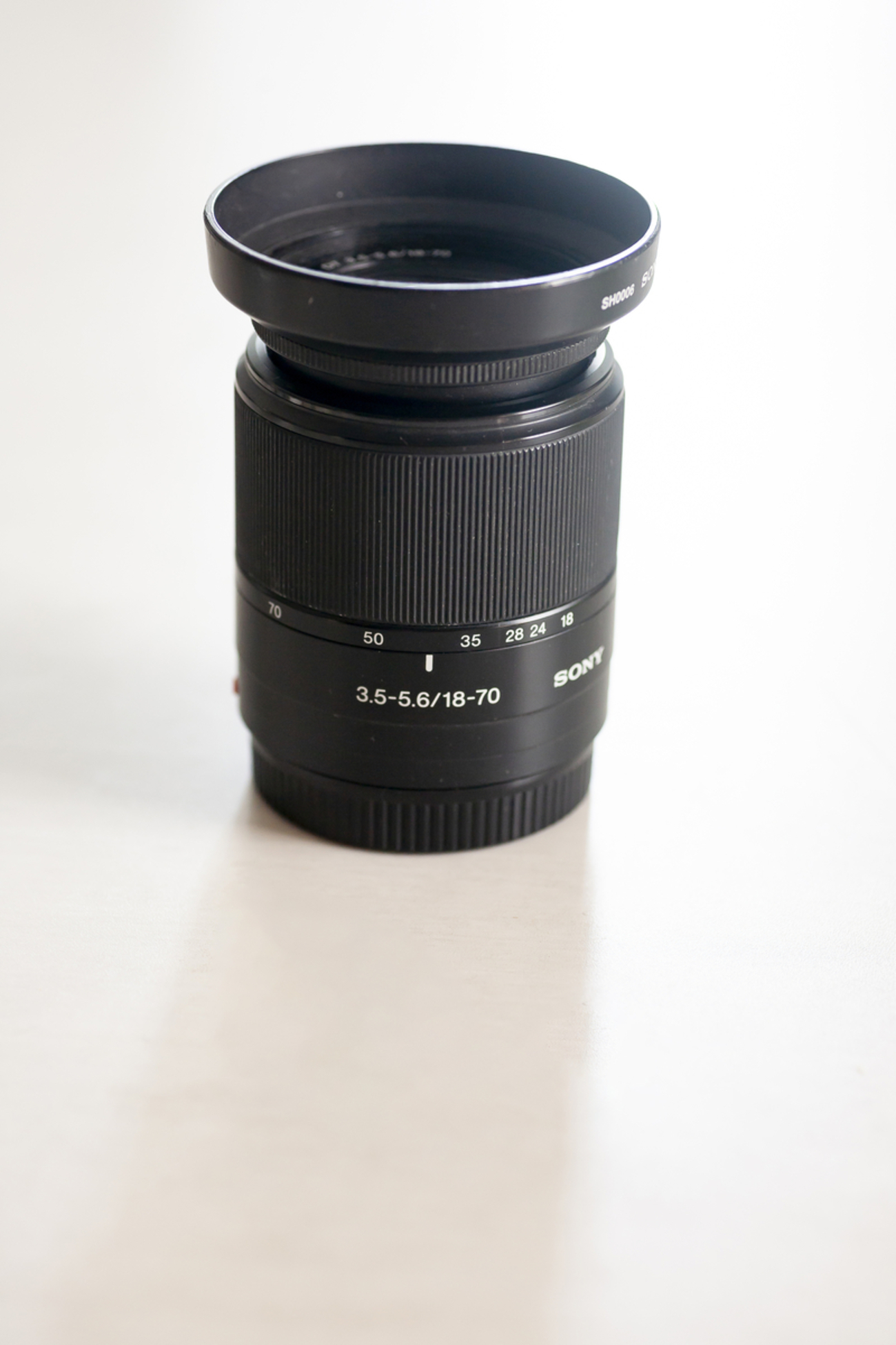 SONY α300 レンズキット DT3.5-5.6/18-70 （ソニー Sony DT 18-250mm 