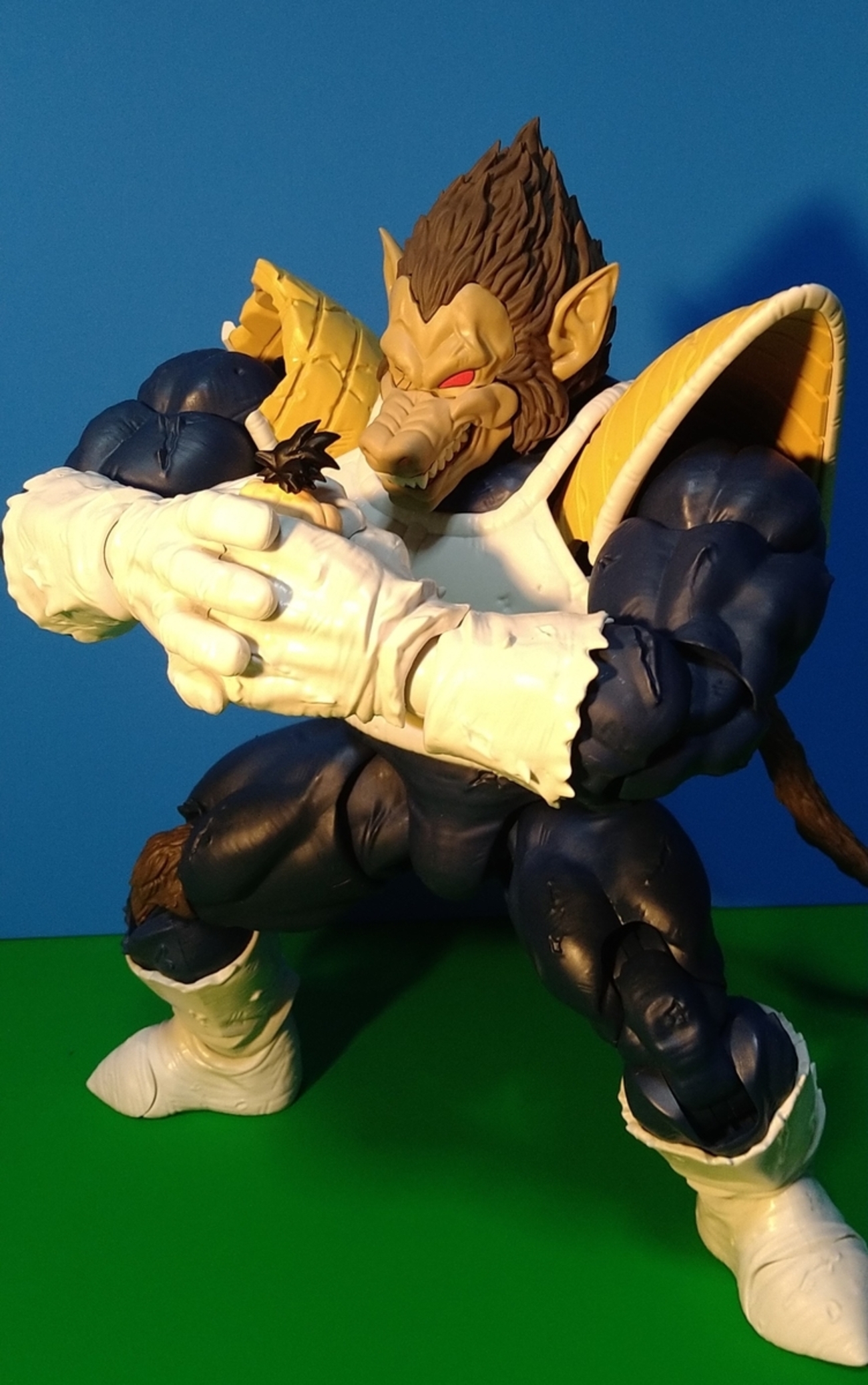 史上最大のデカさとかっこよさ！S.H.フィギュアーツ 大猿ベジータ 
