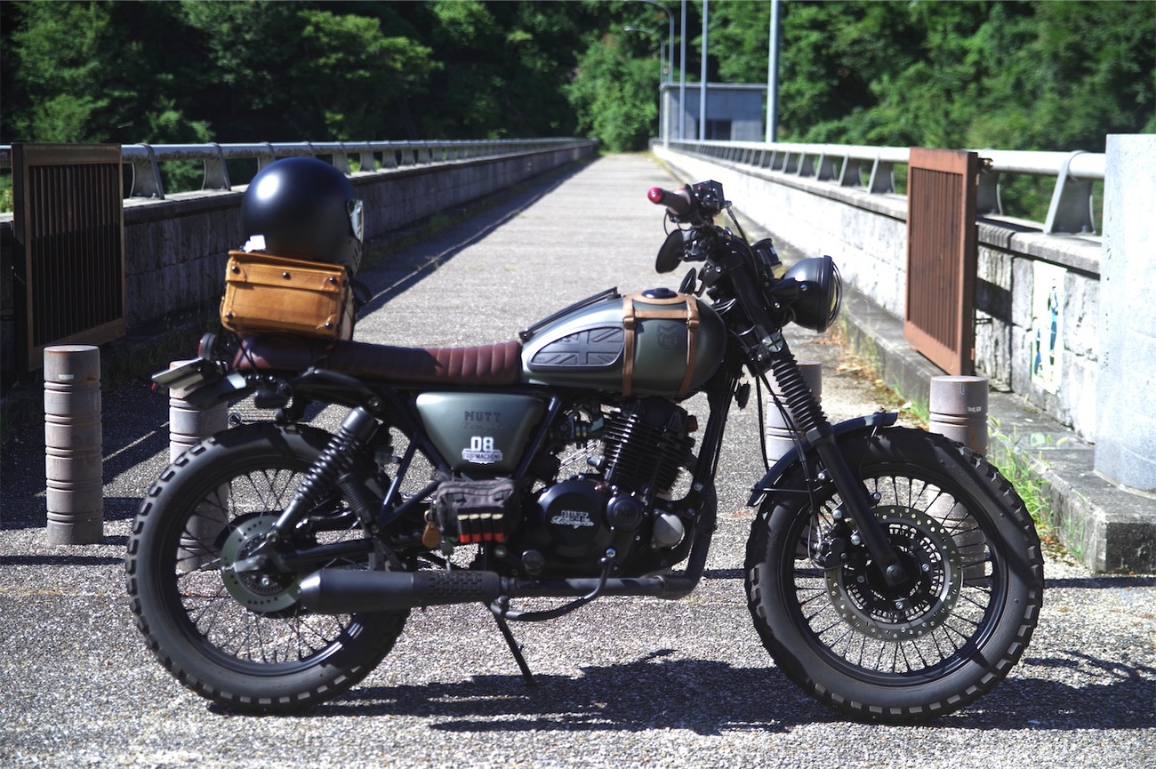 muttmotorcycles Hilts250タイヤ交換 - 二輪祭