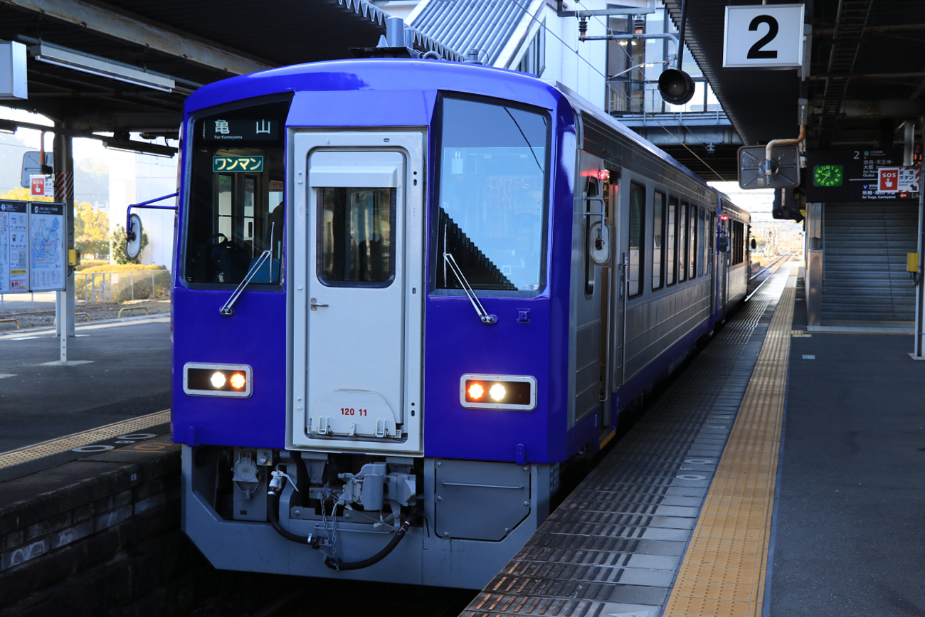 関西本線ルートで名古屋へ。 - Local bound for…