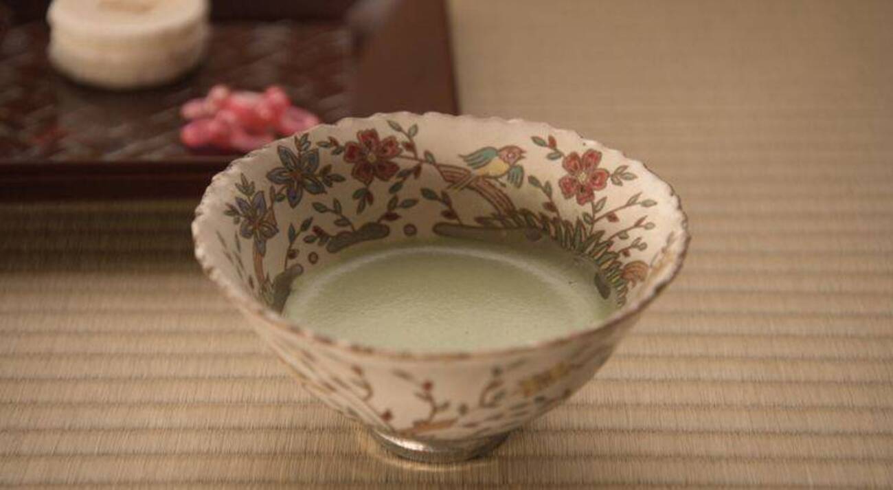 美の壺」2021.1.8放送：「京の抹茶」。堀井七茗園が務める縣神社での茶