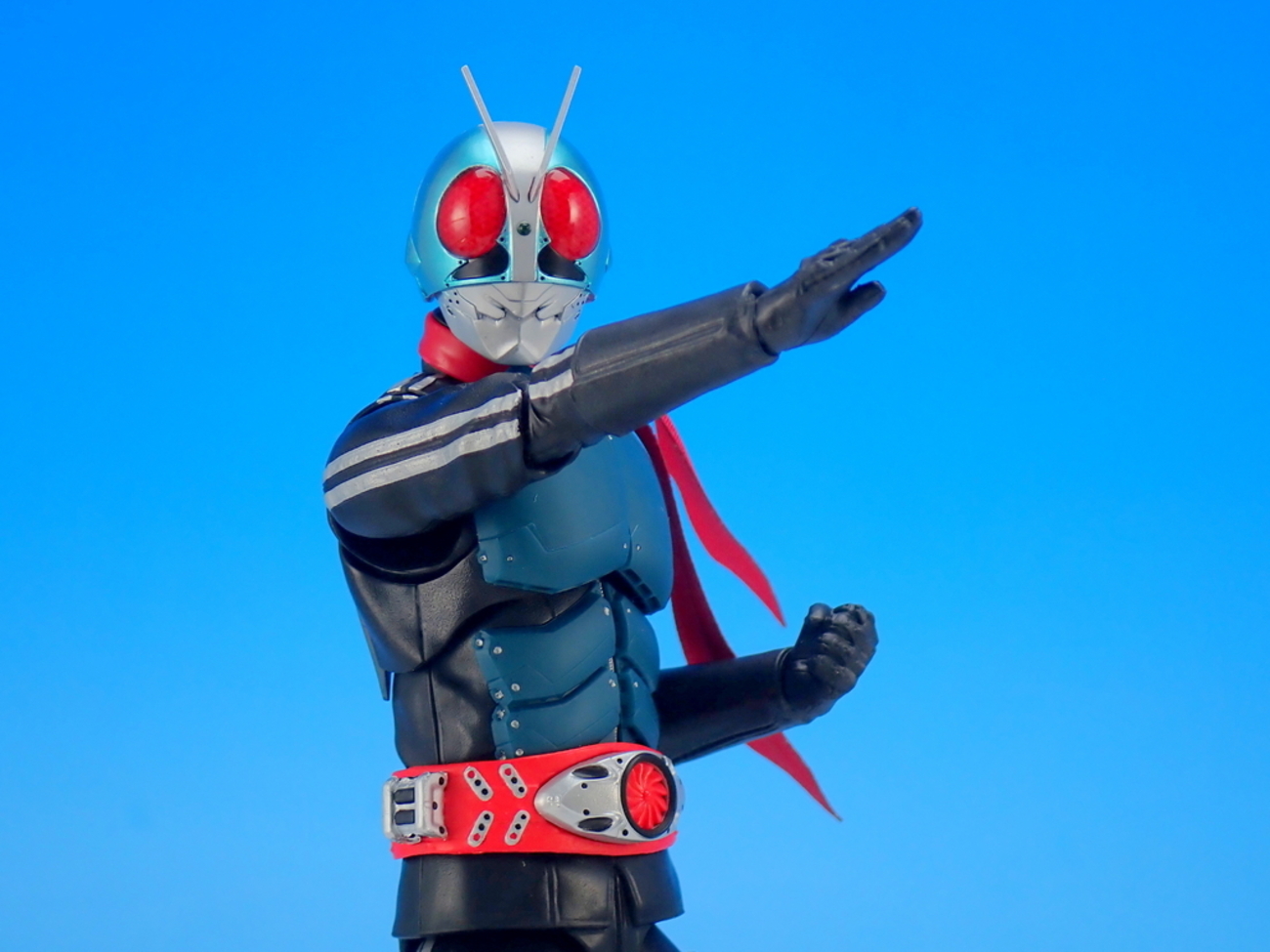 S.H.Figuarts 第1バッタオーグ／仮面ライダー（シン・仮面ライダー 