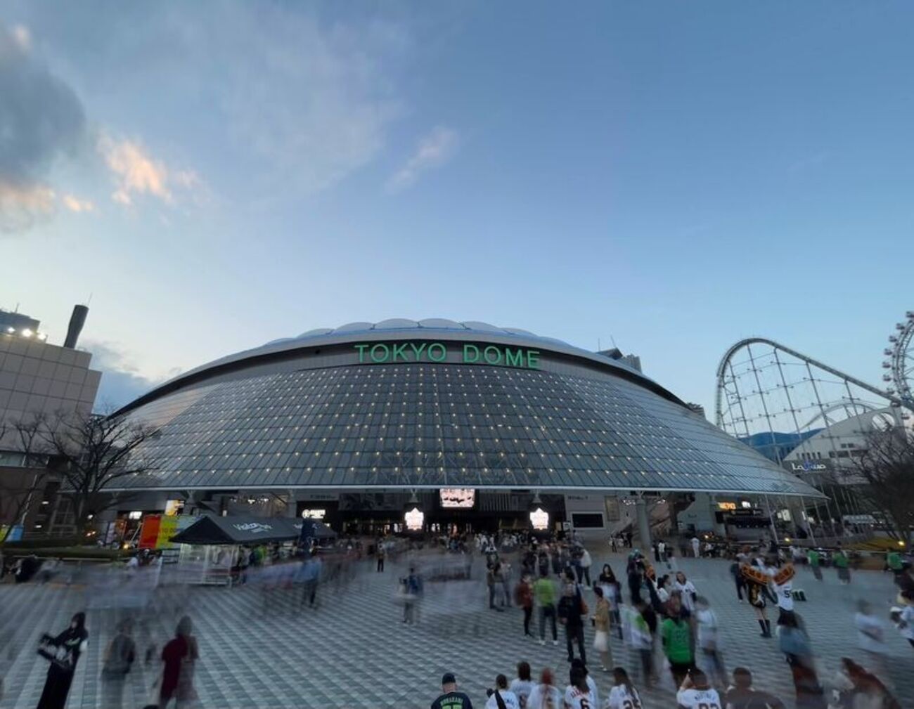 東京ドーム】とは？簡単な英文3文で説明すると？その面積は？ - 日本を 