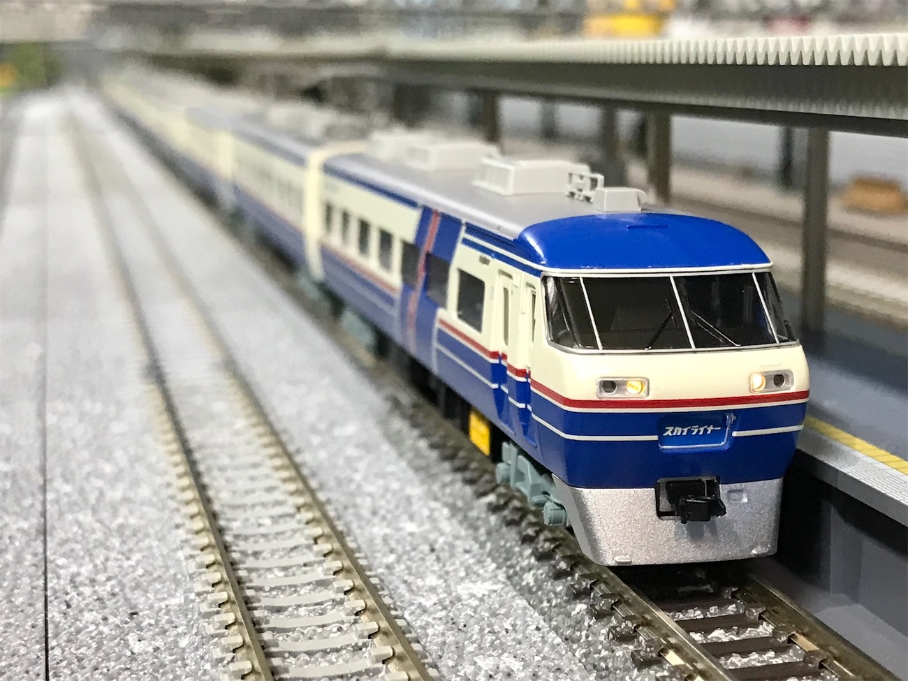 マイクロエース 京成初代AE スカイライナー新塗装 - 休日の屋根裏