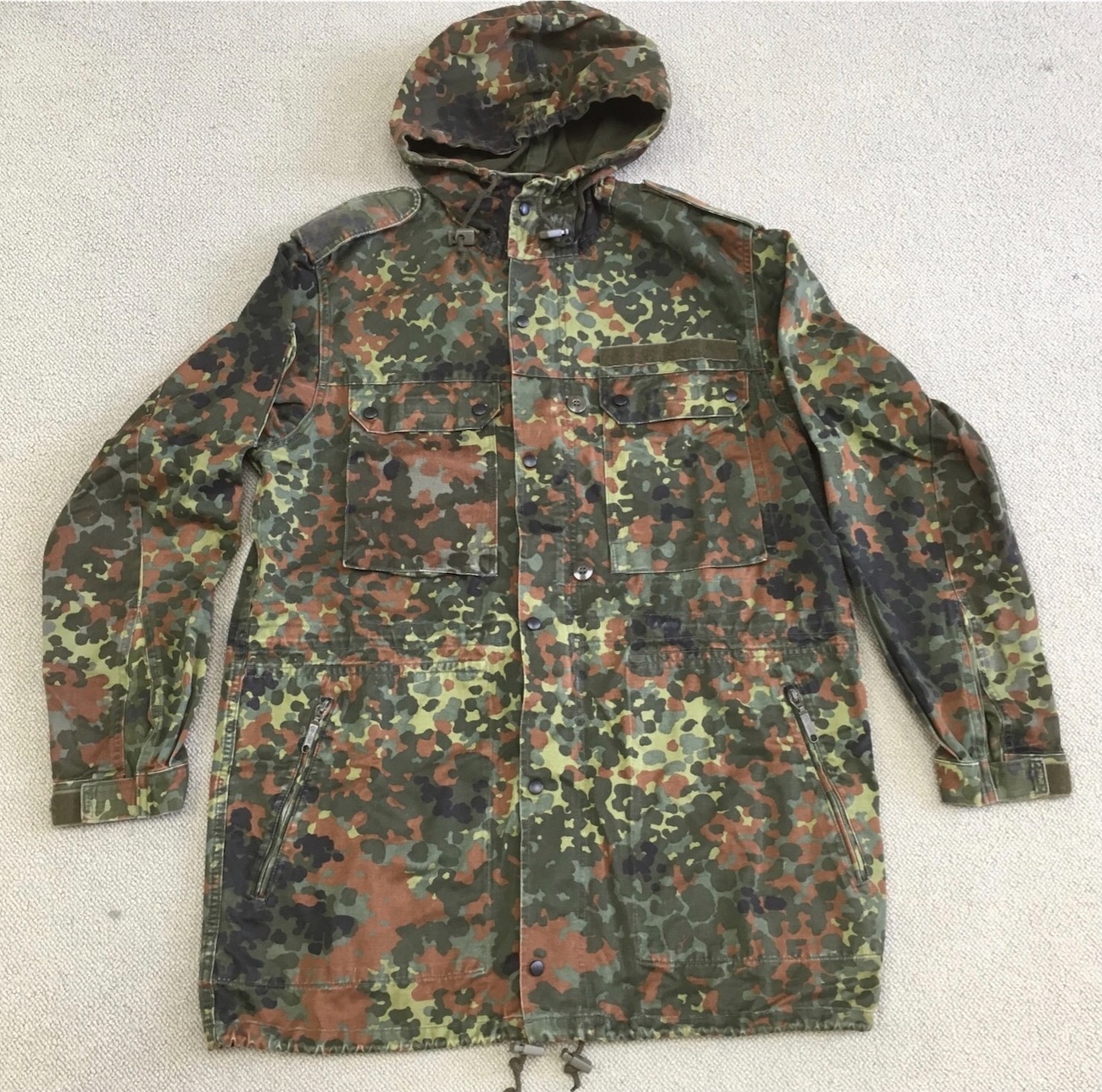 現代に蘇った迷彩パターン！【ドイツの軍服】連邦陸軍迷彩防寒パーカー 