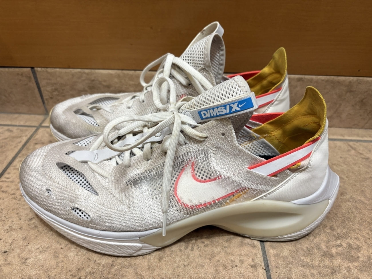 NIKEのスニーカー N110 D/MS/X Dimsixをリサイクルショップのセカンド 