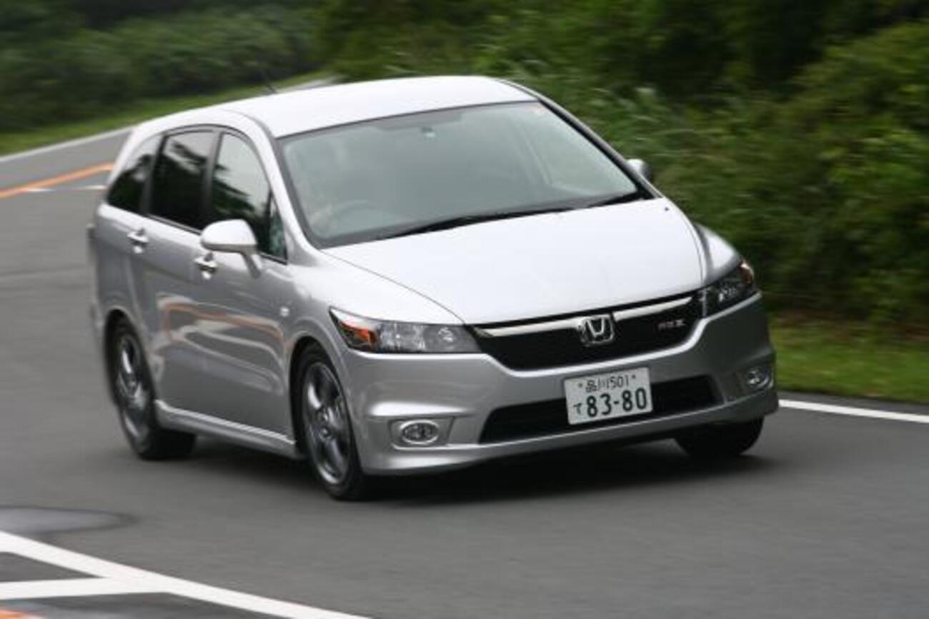 ホンダ 新型ストリーム 試乗記】ライバルを一蹴する独創の低重心 