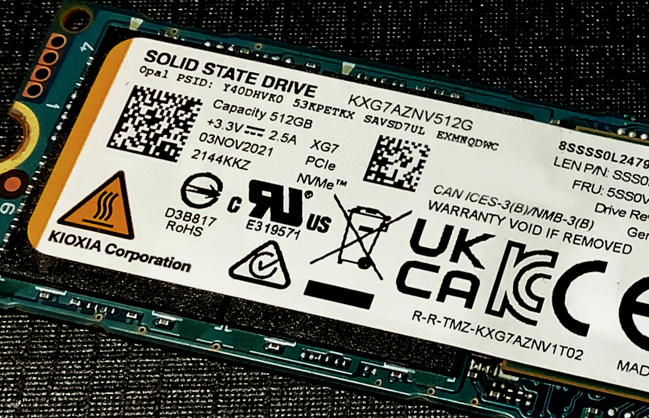 キオクシア製珍品SSD XG7 - なろぐ2