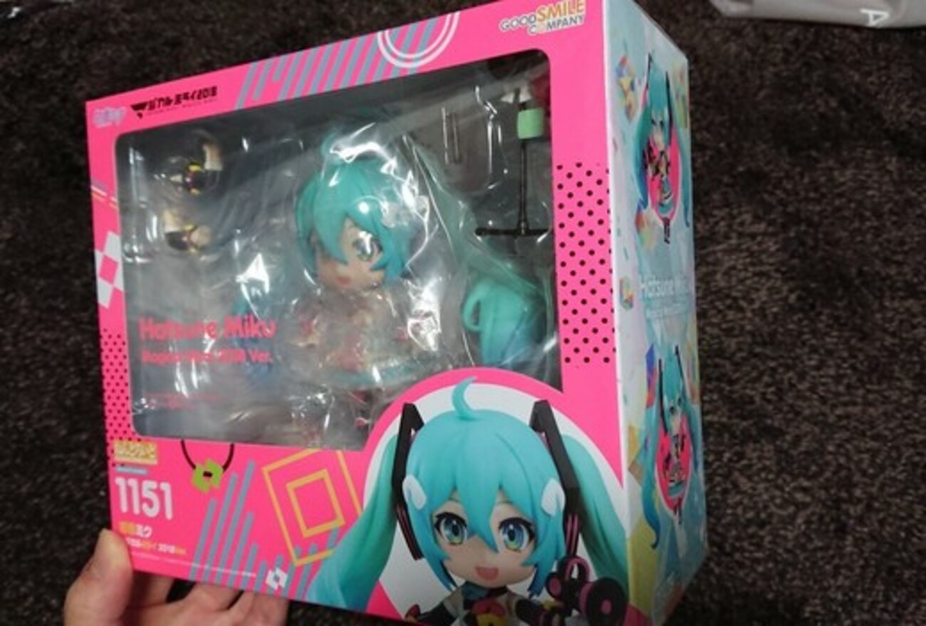 ねんどろいど】初音ミク マジカルミライ2018 - つり銭をとりもどす