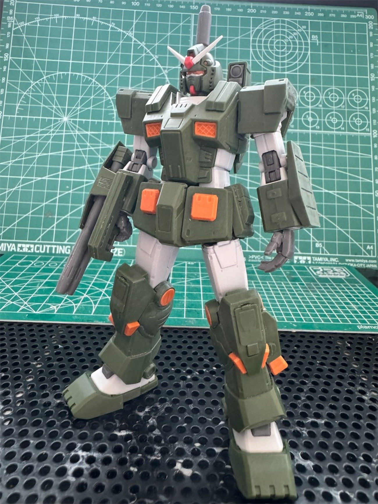 HG 1/144 フルアーマーガンダム 製作記（工作編） - Eigemann