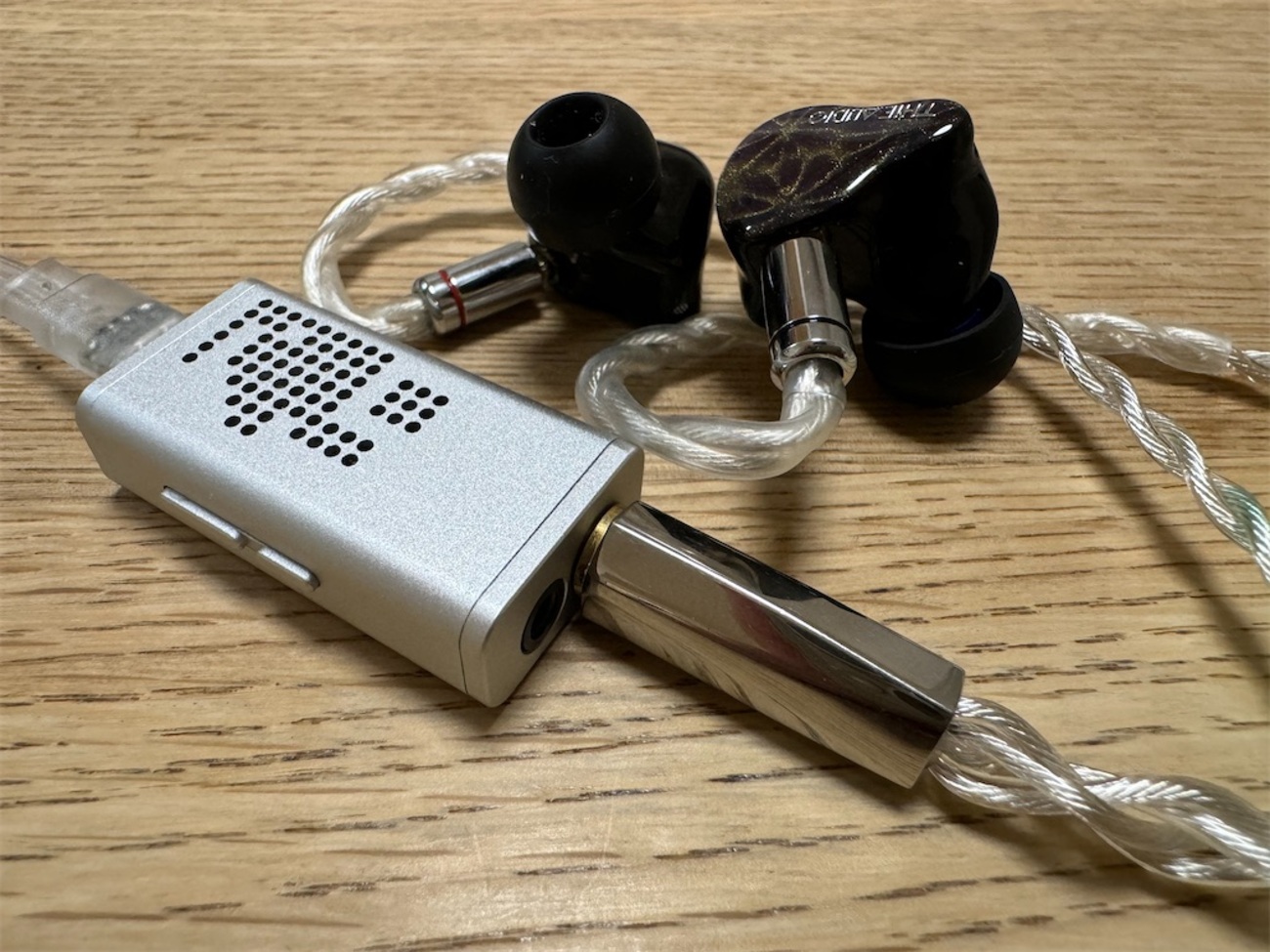 雑記：iPhone15Proのイヤホン写真性能、Truthear NOVA 149ドル