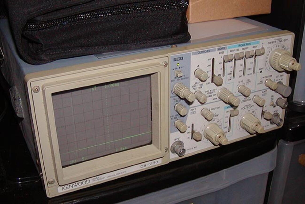 調子が悪いオシロスコープ。捨てるか？それとも・・・・ - VFRで