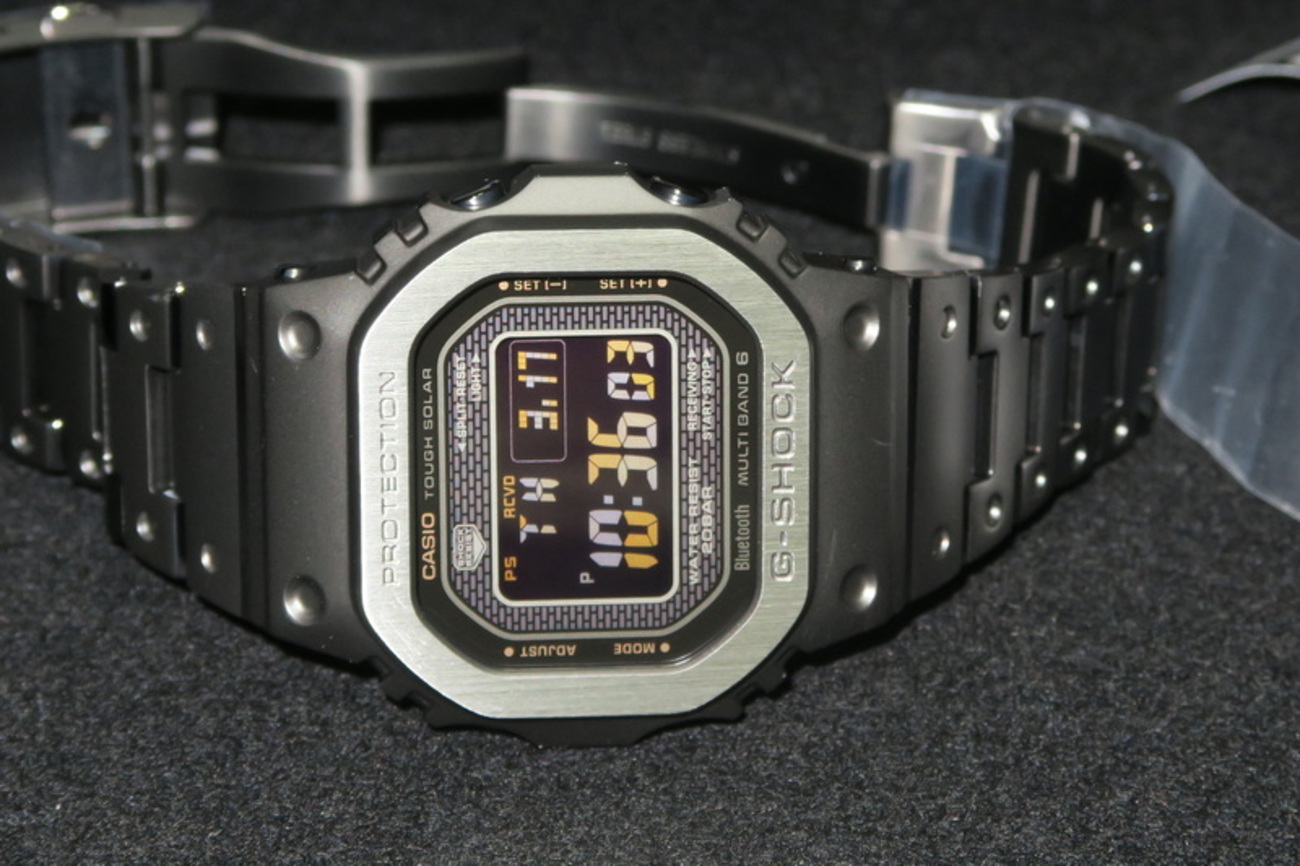 CASIO G-SHOCK GMW-B5000MB-1JF - OptoEleMechの日記